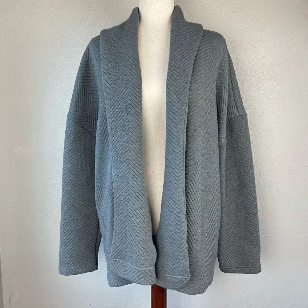 Fabletics Open Front Athletic Cardigan Top Size L EUC